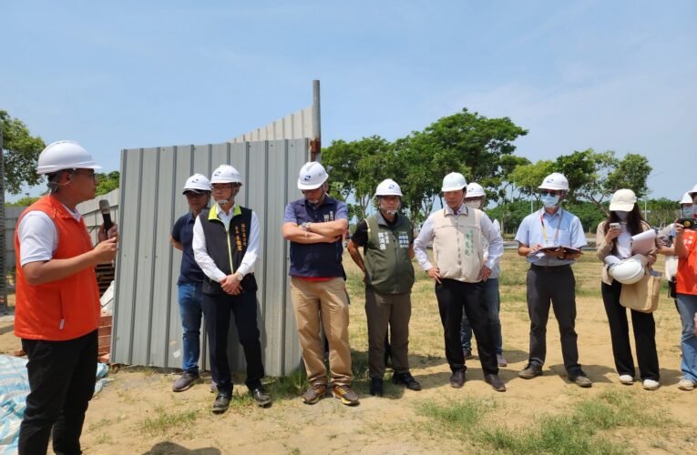 臺南市議會民政教育委員會勘查歸仁高鐵壘球場第二期興建工程