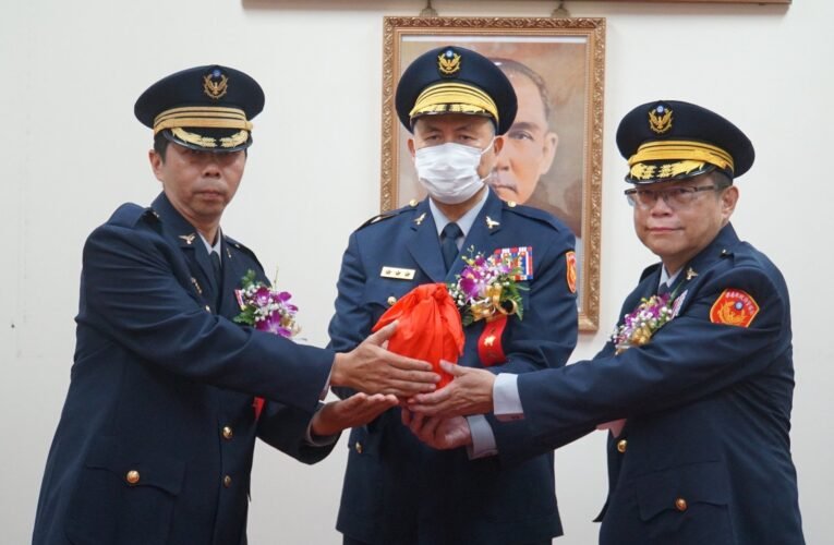 臺南市政府警察局交通警察大隊卸任、新任大隊長交接布達典禮
