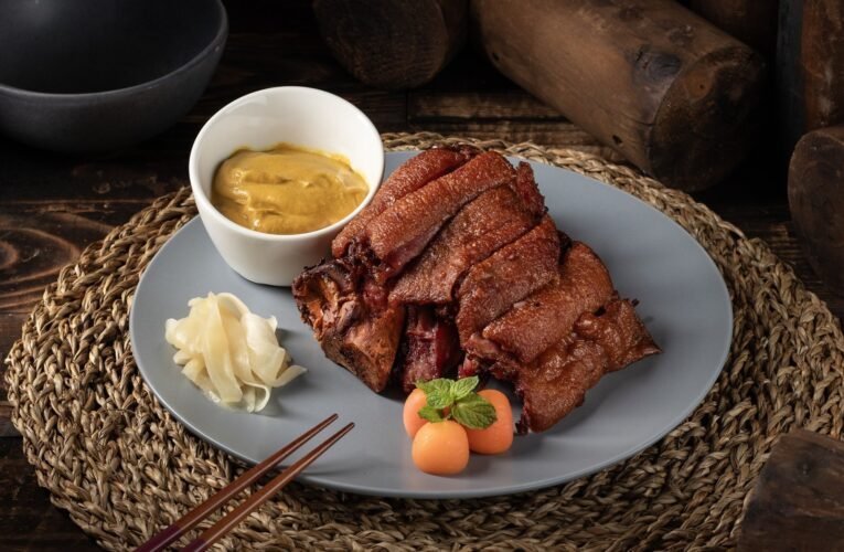 台南大員皇冠假日酒店 港式經典煲湯 春天祛濕喝一碗！