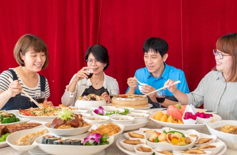 台南大飯店歐式自助餐、中式桌宴讓你4月連假爽嗑龍蝦溫馨團聚！