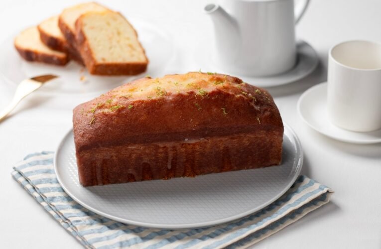 台南大員皇冠假日酒店進攻彌月市場  長條蛋糕搶市