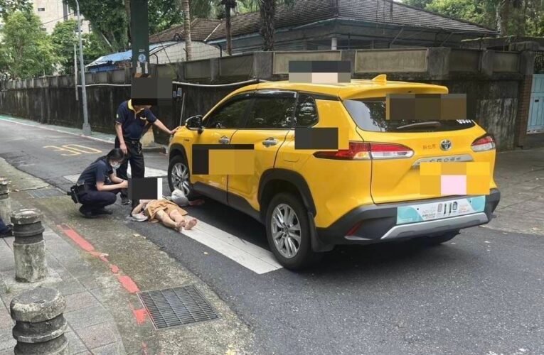 婦人行經路口被撞 倒臥地上險遭輾