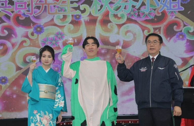 台日友好聯姻辦桌傳統婚禮 黃偉哲親自獻上祝福百年好合
