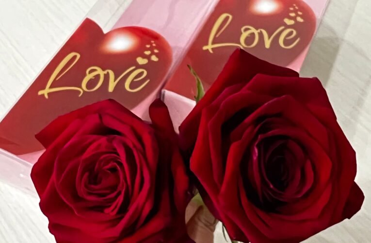 統一集團獻上3萬朵「進口空運玫瑰花」 浪漫七夕共譜怦然心動