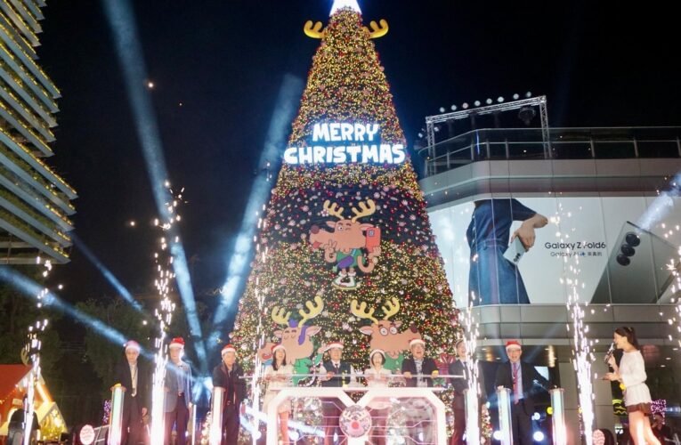 點亮南紡「MERRY CHRISTMAS聖誕FUN紡樂園」 董座捐160萬元助嬰兒之家購交通車