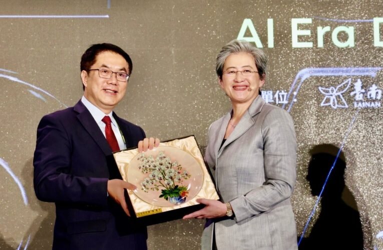 臺南市長黃偉哲賣力行銷台南及力促科技廠投資 蟬聯6都首長好感度第一
