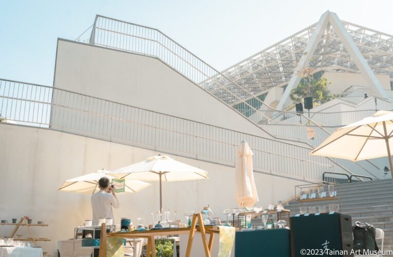 臺南市美術館首度自辦藝術市集 今登場 敲古錐的「愛洛萌市集」！