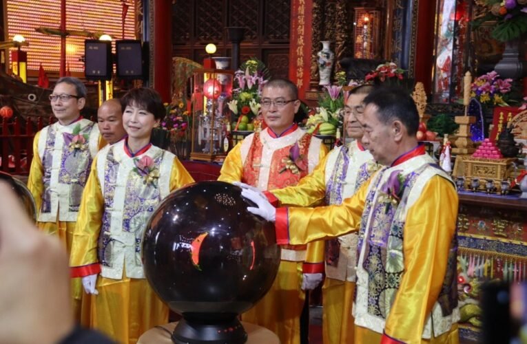 「全台最大光明燈牆」啟燈點亮 正統鹿耳門聖母廟三建安座42週年慶典