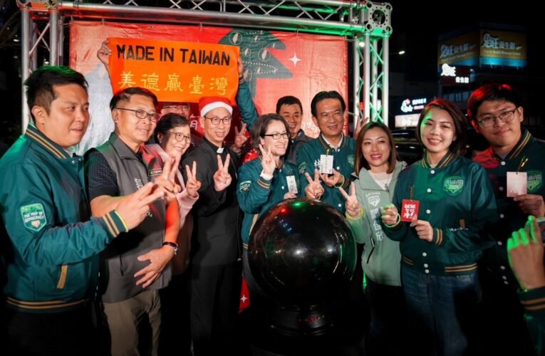 立法委員林俊憲一年一度的耶誕節聖誕點燈祈福音樂會