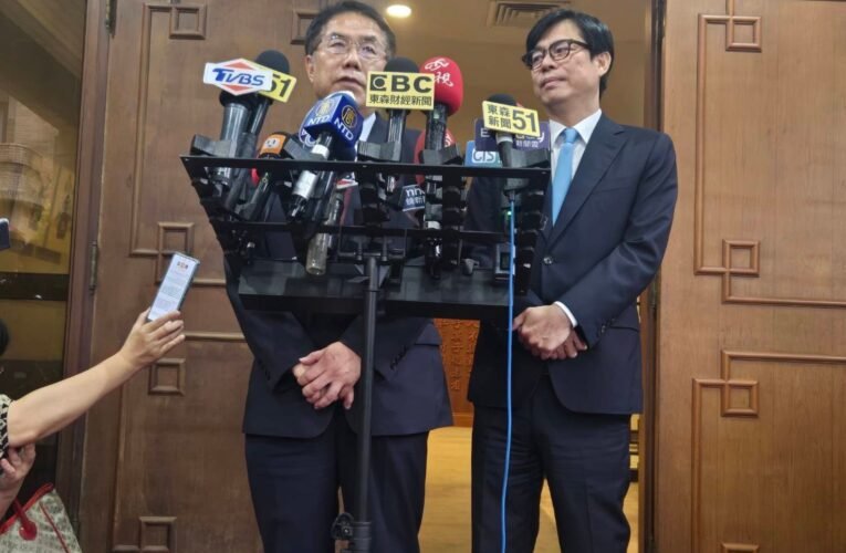 臺南市長黃偉哲出席行政院會，為臺南農業與傳產發聲。