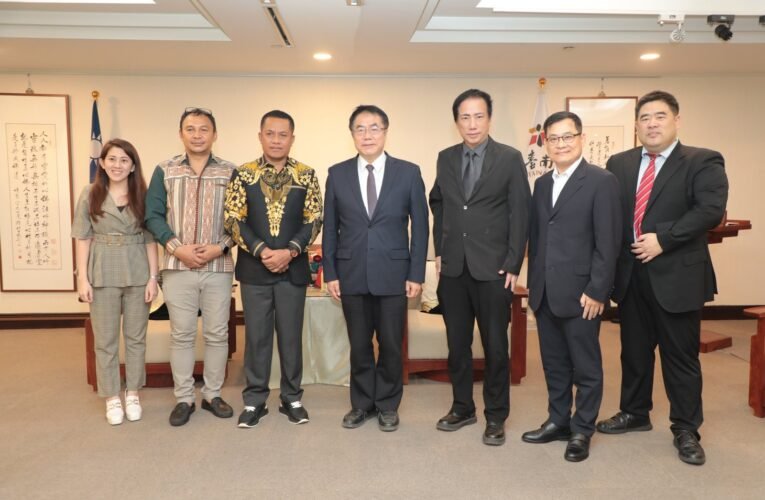 印尼東努沙登加拉省議員拜訪黃偉哲 盼發展農業及教育上之合作交流