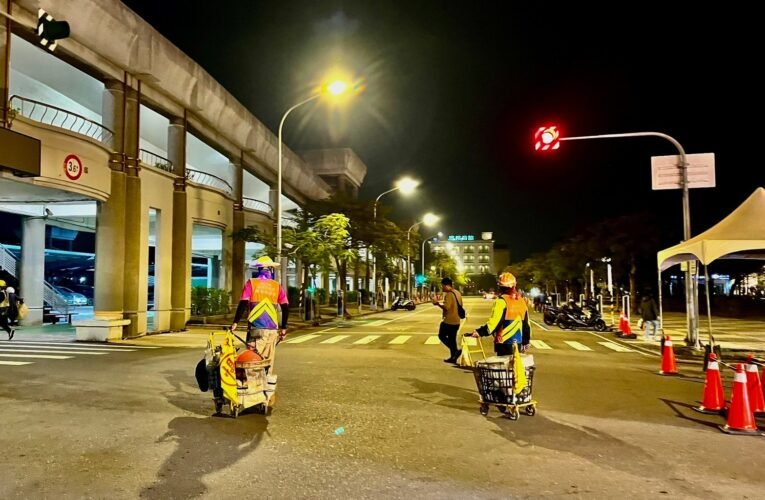 嗨翻台南好young耶誕搖滾演唱會  熱情粉絲不願離去想繼續排12/31跨年演唱會 相約不見不散