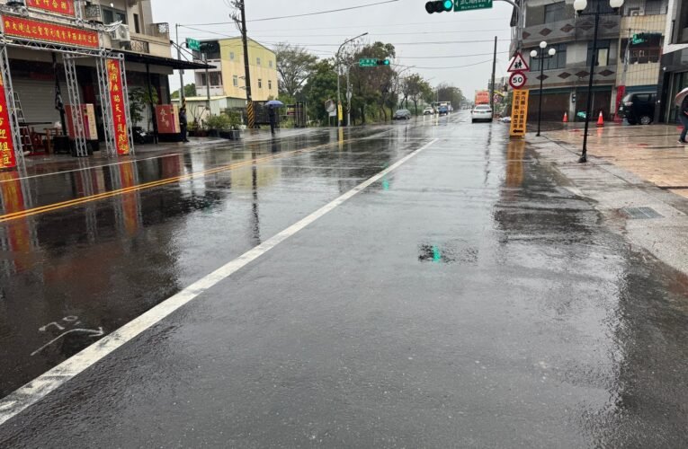 2025鹽水蜂炮順利圓滿落幕  環保局動員百名以上人力 中午前將恢復市容