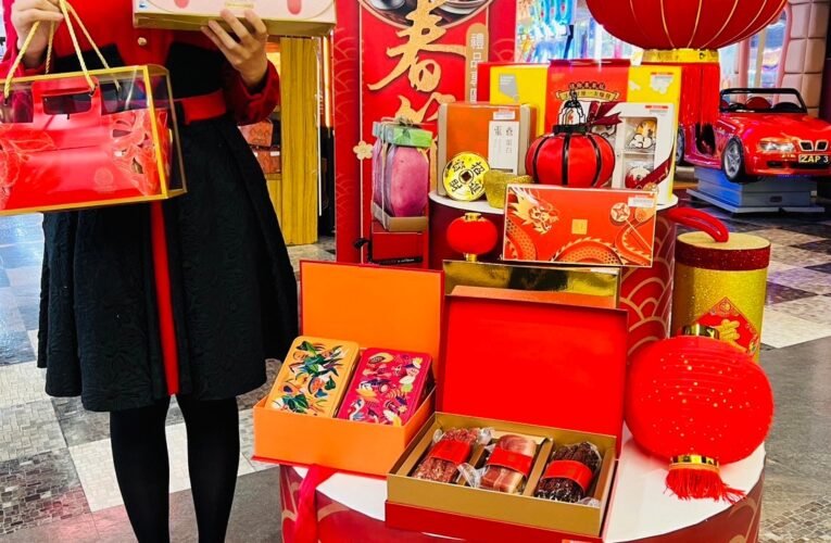 台南大遠百呼喚總舖師澎拜手路年菜上桌