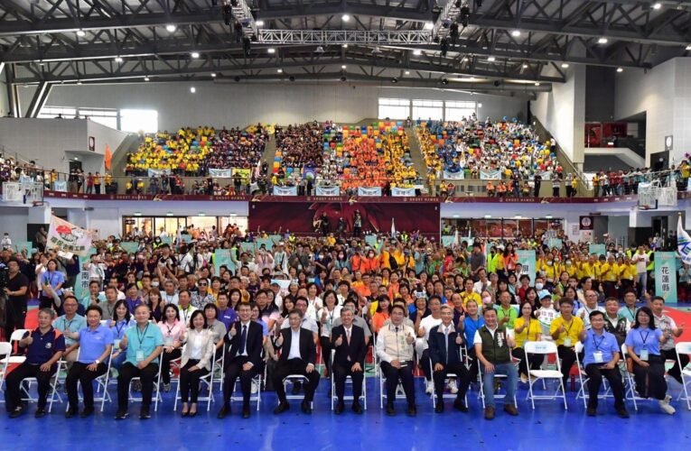 出席「112年全國環保志（義）工群英會」閉幕典禮 陳揆肯定環保志義工付出行動 守護地球永續發展