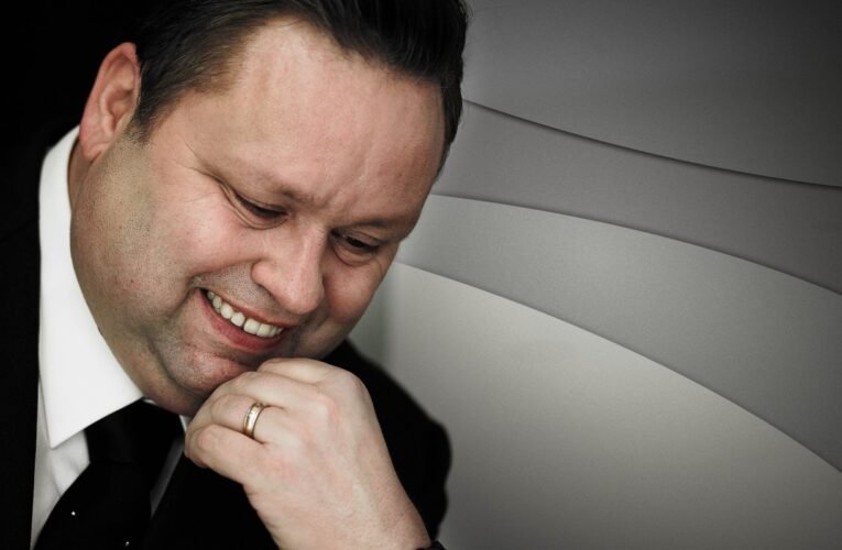 《英國達人秀》冠軍保羅帕茲2/25臺南登台 黃偉哲邀共賞天籟美聲