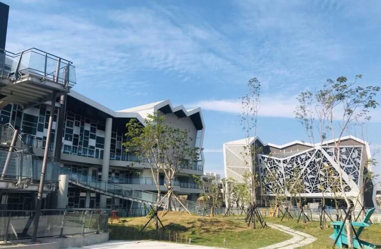 玩家首選！划槳征服四草水域，10K長划等你挑戰