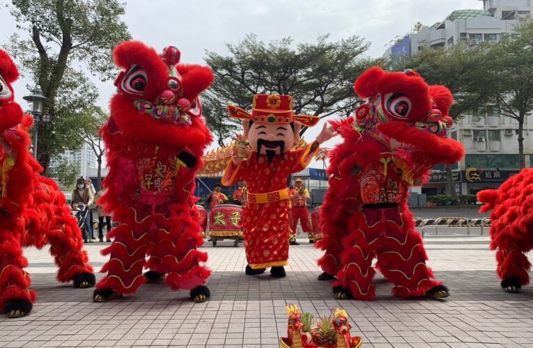 春節試手氣 南紡小金龍福袋抽17萬元按摩椅、三星摺疊手機、機票