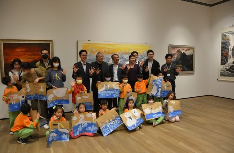 渾墨華滋-顏聖哲大地行吟彩墨畫特展盛大開幕