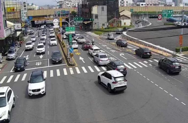 交通局、警察局合力維護雙十連假交通順暢