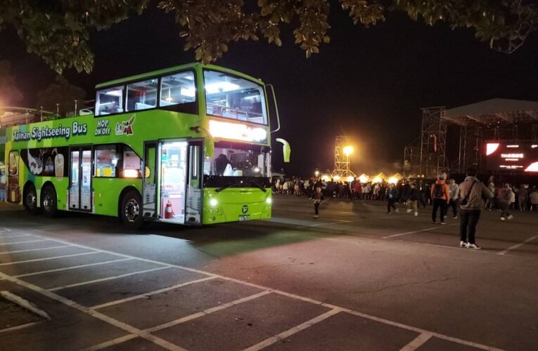 把握燈會最後黃金周末 搭乘雙層巴士遊台灣燈會雙燈區