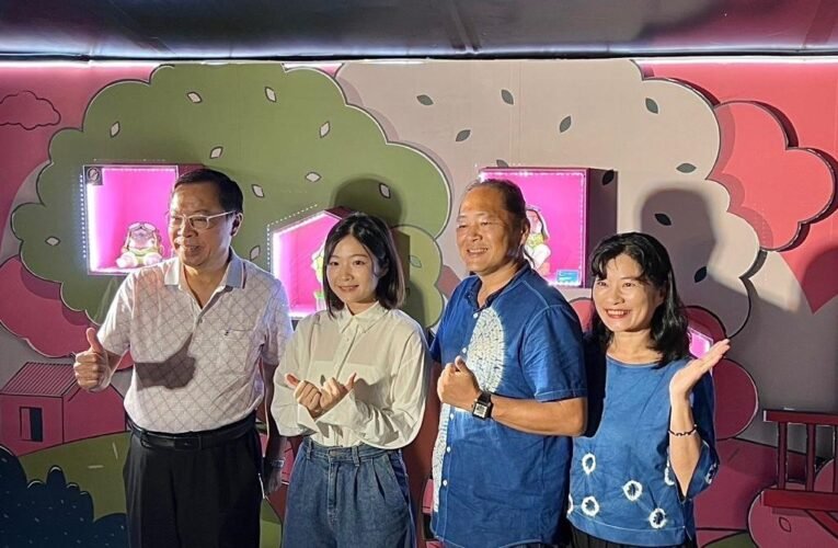 新銳藝術家葉千華《蘿倫的生活小雀幸》南部首展於新光三越台南新天地登場！