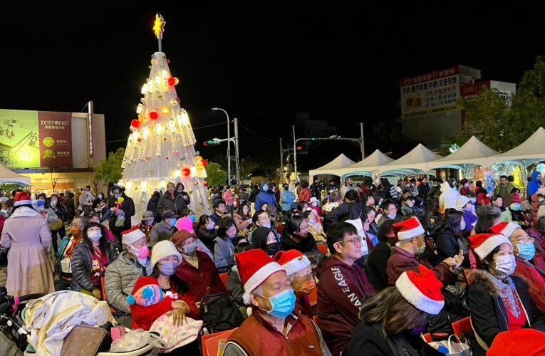 2023臺南聖誕燈節聖誕報佳音 歡樂園遊市集與精彩表演 與市民歡度聖誕假期