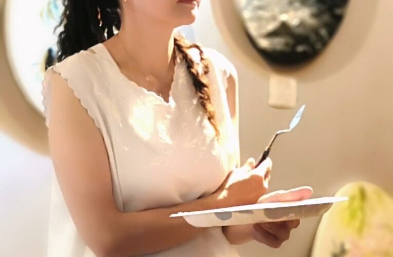 畫出情感的堅韌：揚名國際的陳俐維藝術家獨創「砌畫」 在台南百年古蹟展現