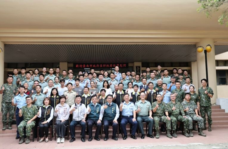 台南「敬軍月」續推動 黃偉哲攜各界慰勞國軍 祝中秋平安