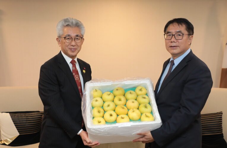 弘前市率團訪台南 推 150 週年蘋果 續友誼城市情