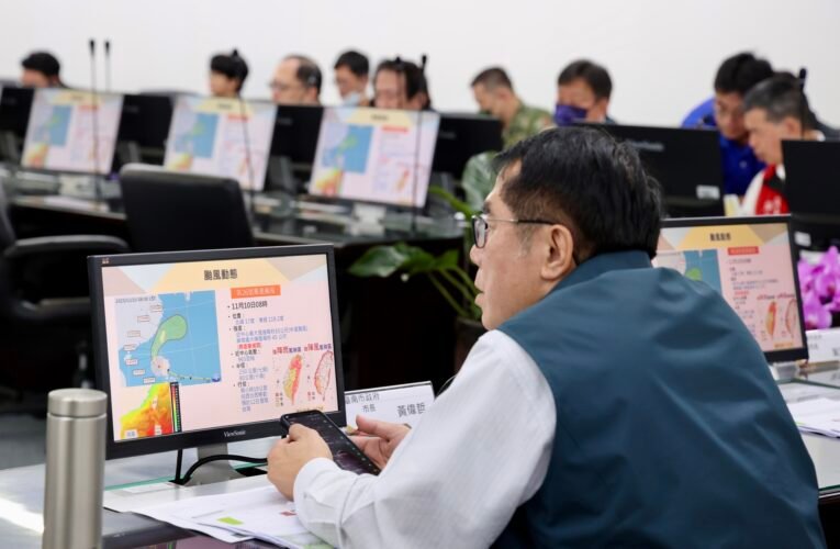 應對鳳凰颱風：台南清疏 397 公里排水路 45 處易淹水區超前布防救災力量