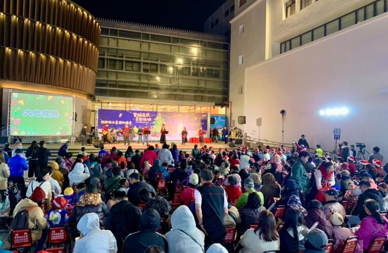 卡比胖拉現身助興！台南聖誕報佳音連辦兩場 詩歌市集溫暖歲末