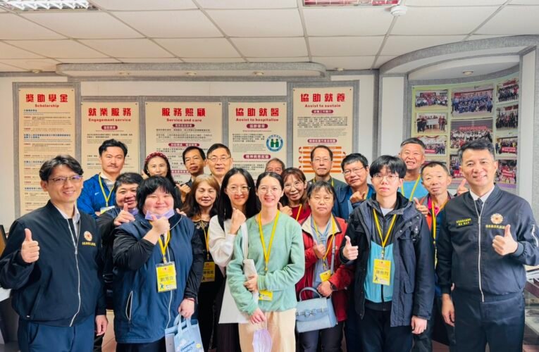 苗栗榮服處邀請績優學子及寶眷參訪榮民文物