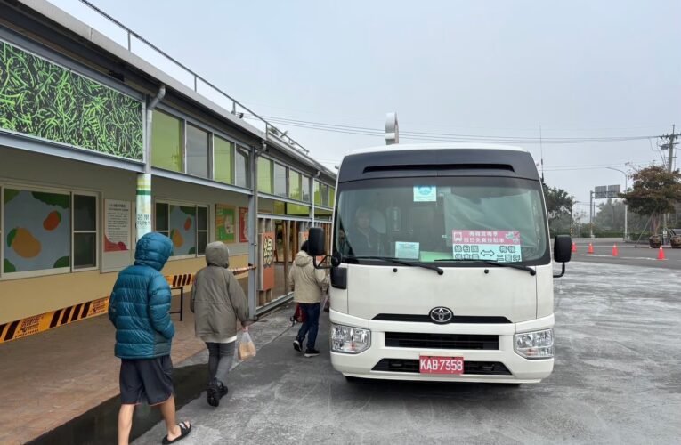 賞梅不塞車！台南梅嶺假日免費接駁車 17 日起運行 電子票證搭車有優惠