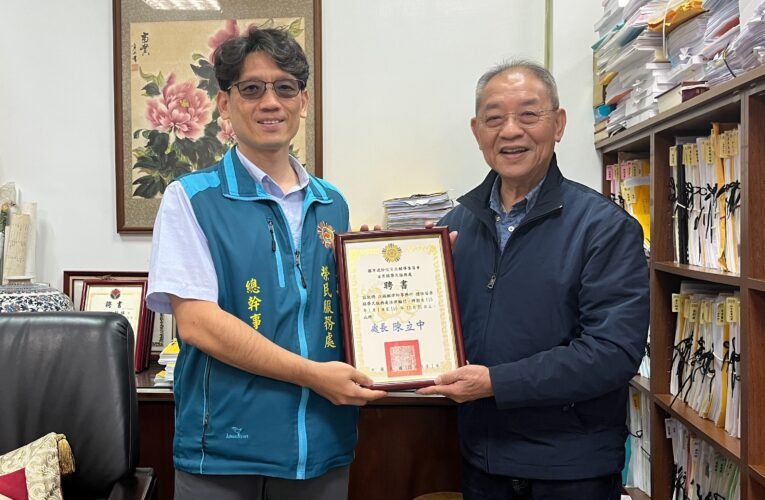 苗栗榮服處續聘江錫麒律師提供榮民眷免費法律諮詢