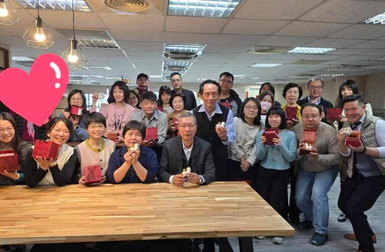 景氣不佳仍堅持公益！台大保經台南團隊發起捐款，助力華山年菜募集