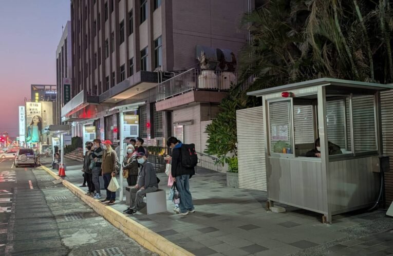 臺南站前廣場動線調整 首個上班日運行良好