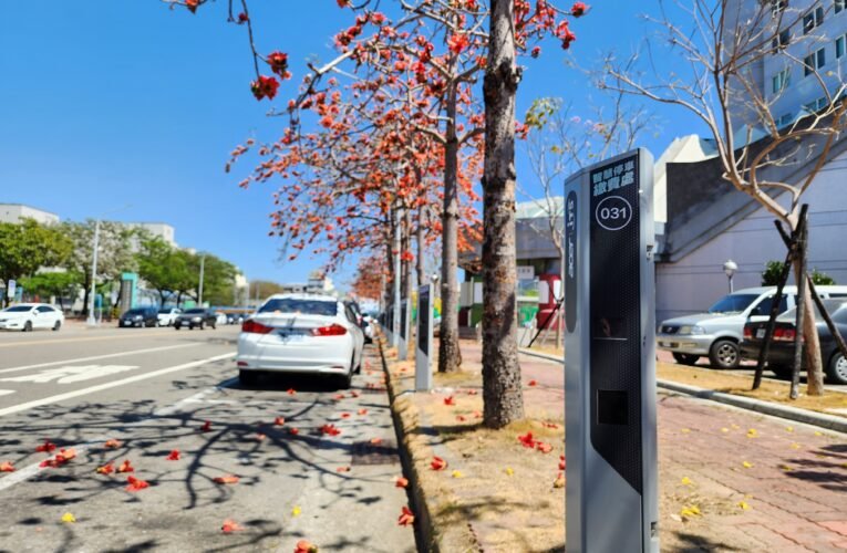 台南智慧路邊停車勇奪金擘獎特優，綠電充電憑證全國首發