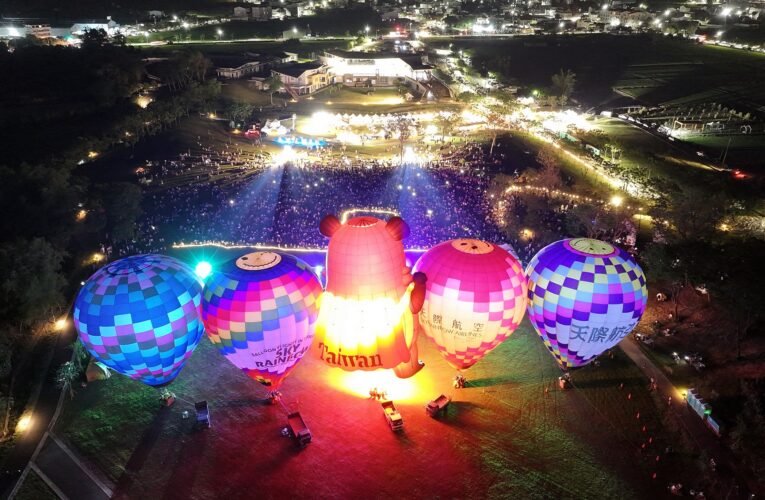 「2026 西拉雅森活節」熱氣球光雕秀延期至 4 月 26 日