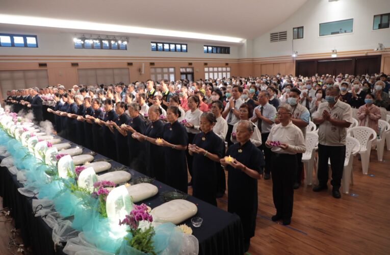 慈濟推「行動浴佛」深入社區　善與祝福遍灑社會角落