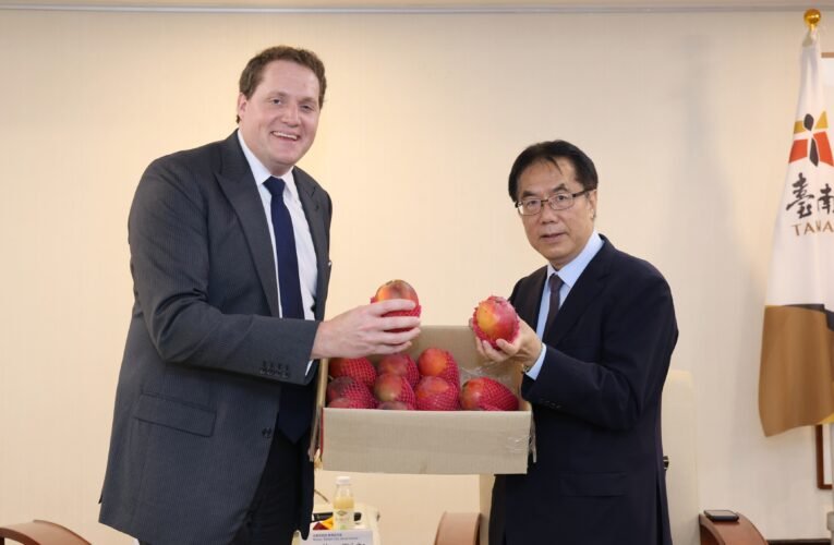 張子霖任滿離任前辭行台南市府　黃偉哲感謝促進台美交流