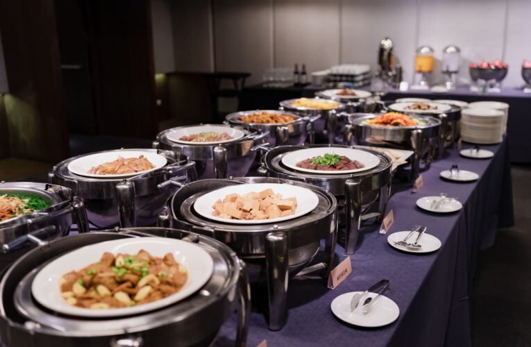 中秋免生火、免備料！台南晶英推池畔BBQ　六人起桌享現烤海陸大餐
