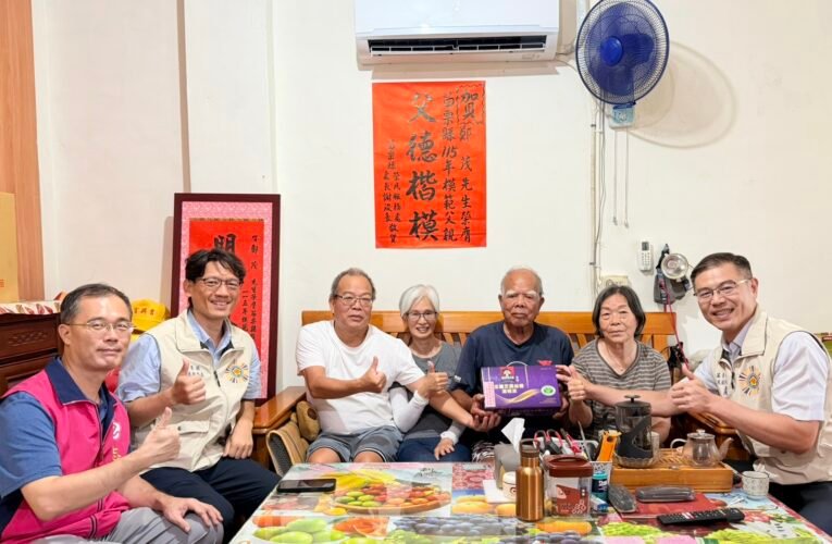苗栗縣榮服處恭賀榮民眷榮膺縣府模範父親表揚