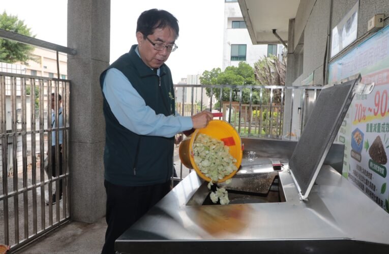 蔣萬安稱台南猶豫才跟進免費午餐　黃偉哲：既然要做就要把品質做好，都不能犧牲營養與食安