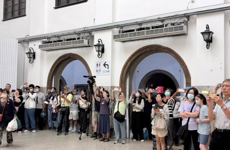 臺南鐵路地下化倒數　國樂快閃進駐百年車站奏響城市記憶
